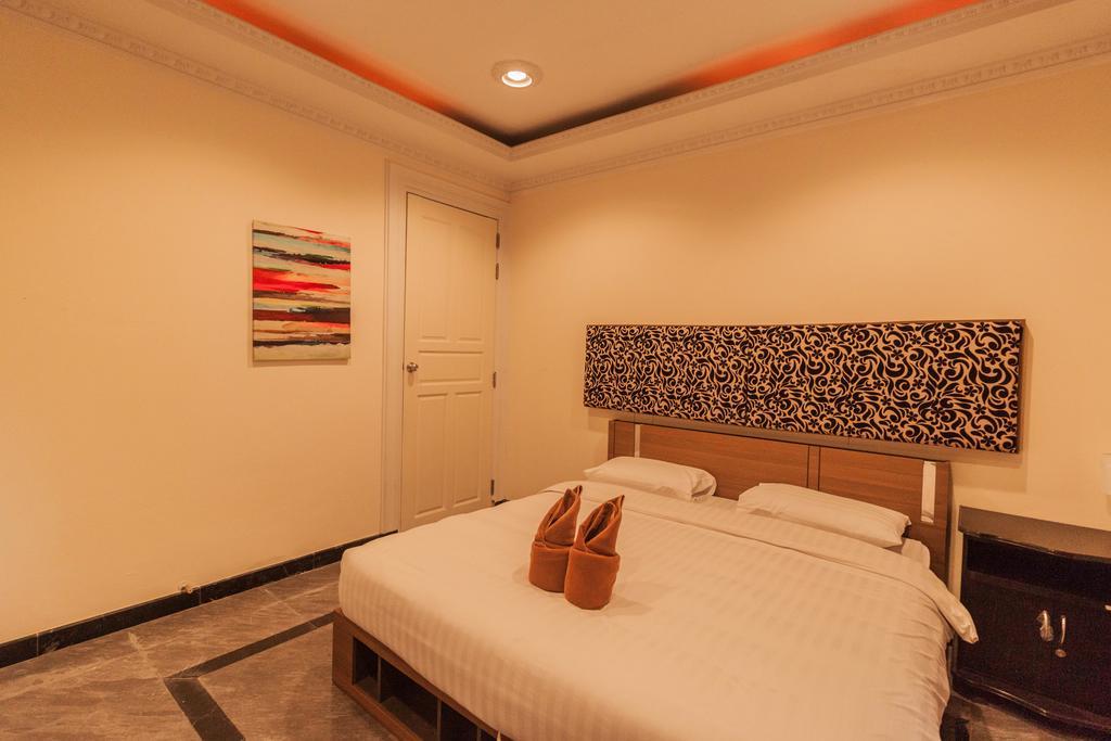 Jomtien Palace Pool Villa By Pattaya Sunny Rentals Ban Nong Tabaek Εξωτερικό φωτογραφία